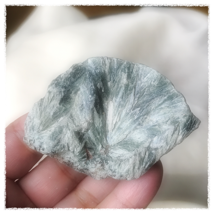 Lift energetic dust with Seraphinite