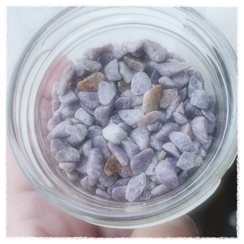 A hundred Lepidolite stones