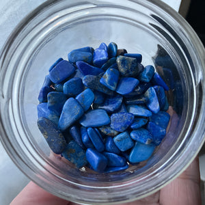 A hundred Lapis Stones