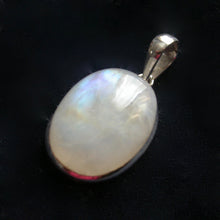 Load image into Gallery viewer, Flashy Rainbow Moonstone Pendant 41401 - Song of Stones